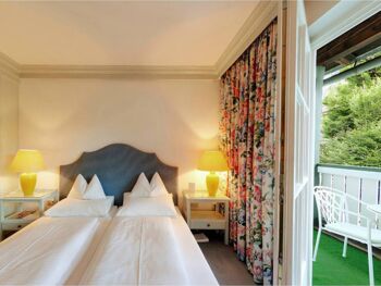 A double room with balcony at the Hotel Seehof in the Salzkammergut.