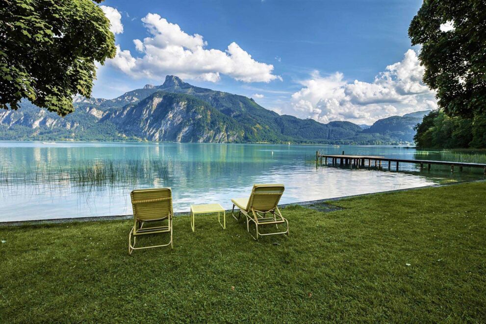 Naturbadestrand des Seehof Mondsee am Mondsee im Salzkammergut