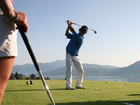 Idyllische Golfplätze im Salzkammergut und Golfclubs am Mondsee